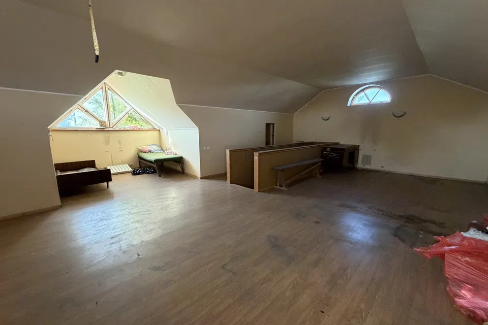 Продаётся 3-этажный дом, 450 м²