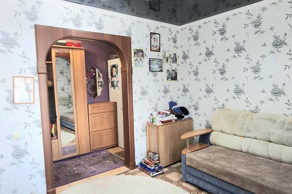 Продаётся 4-комнатная квартира, 72 м²