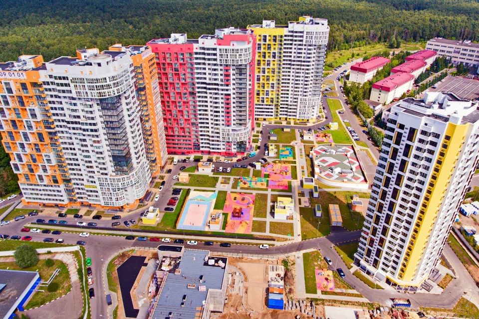 Продаётся 1-комнатная квартира, 51.7 м²