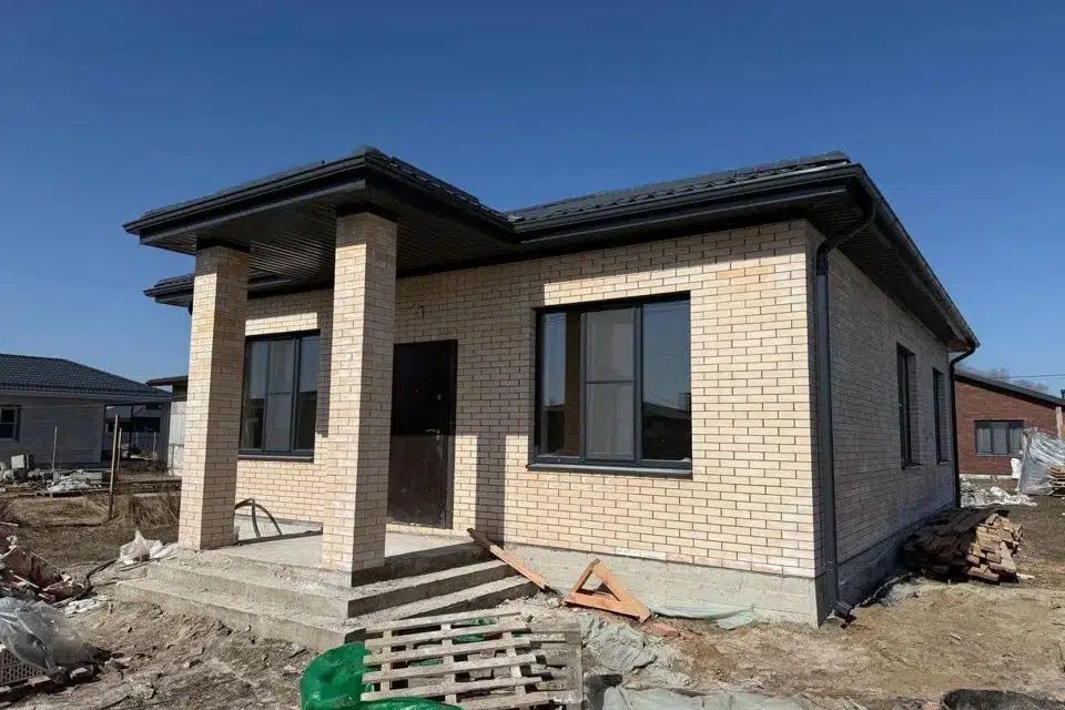 Продаётся 1-этажный дом, 95 м²