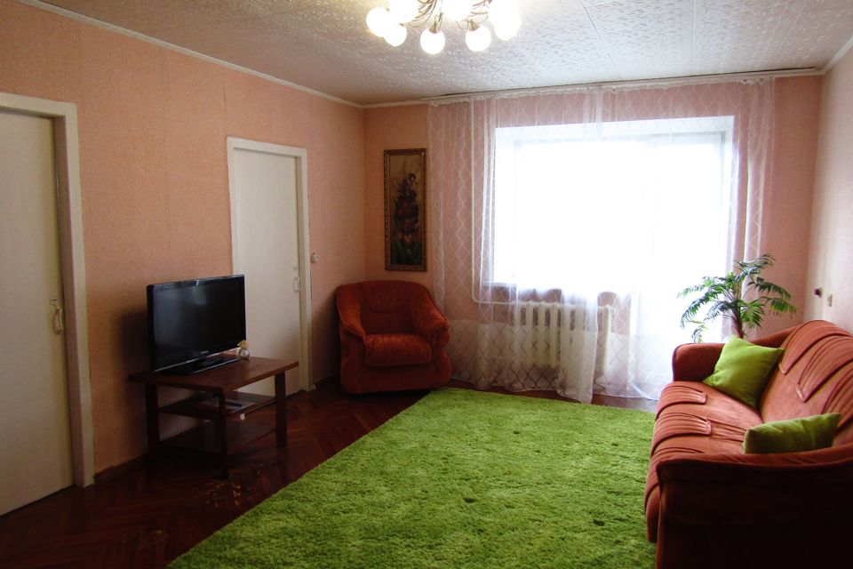 Продаётся 4-комнатная квартира, 73.5 м²