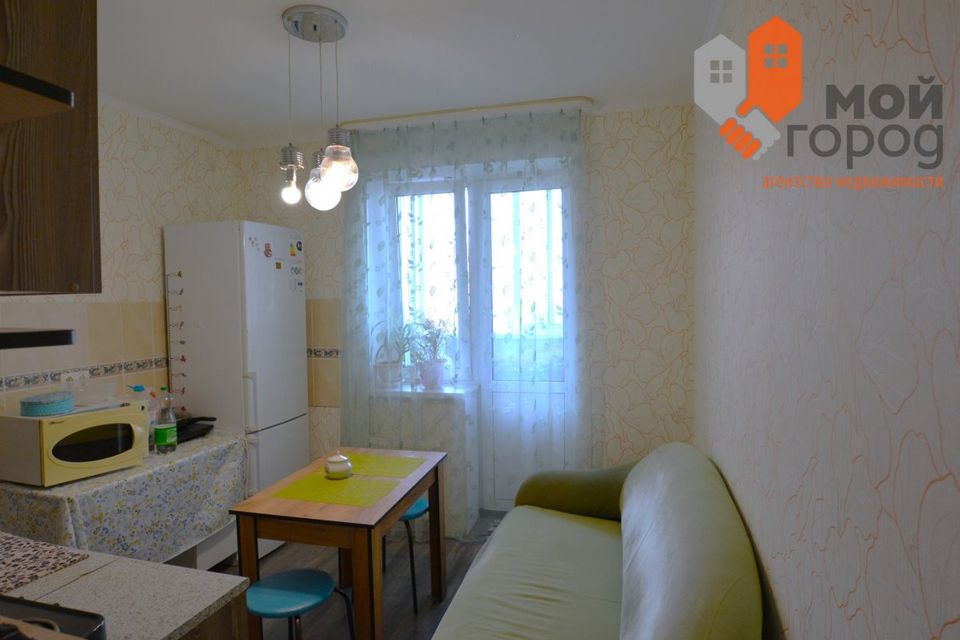 Продаётся 1-комнатная квартира, 37.9 м²