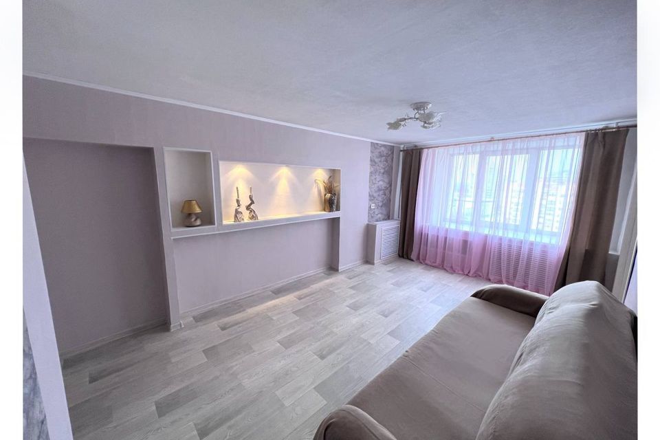 Продаётся 3-комнатная квартира, 54.7 м²