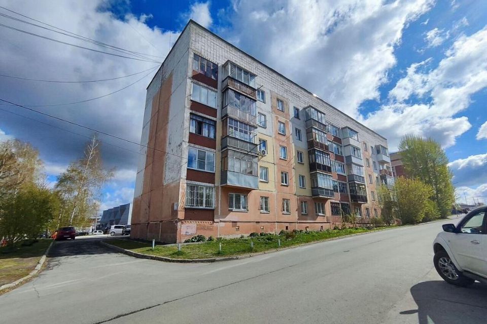 Продаётся 3-комнатная квартира, 60 м²