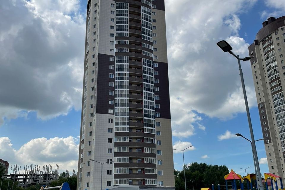 Продаётся 2-комнатная квартира, 67.2 м²