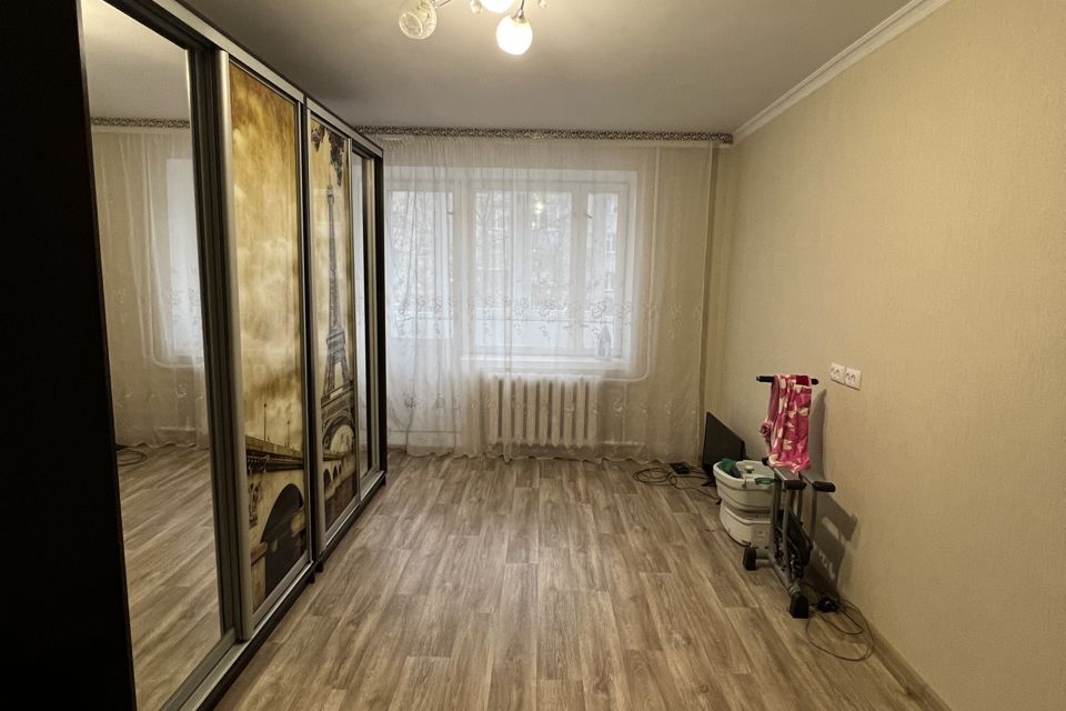 Продаётся 3-комнатная квартира, 61.3 м²