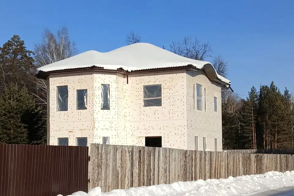 Продаётся 2-этажный дом, 300 м²