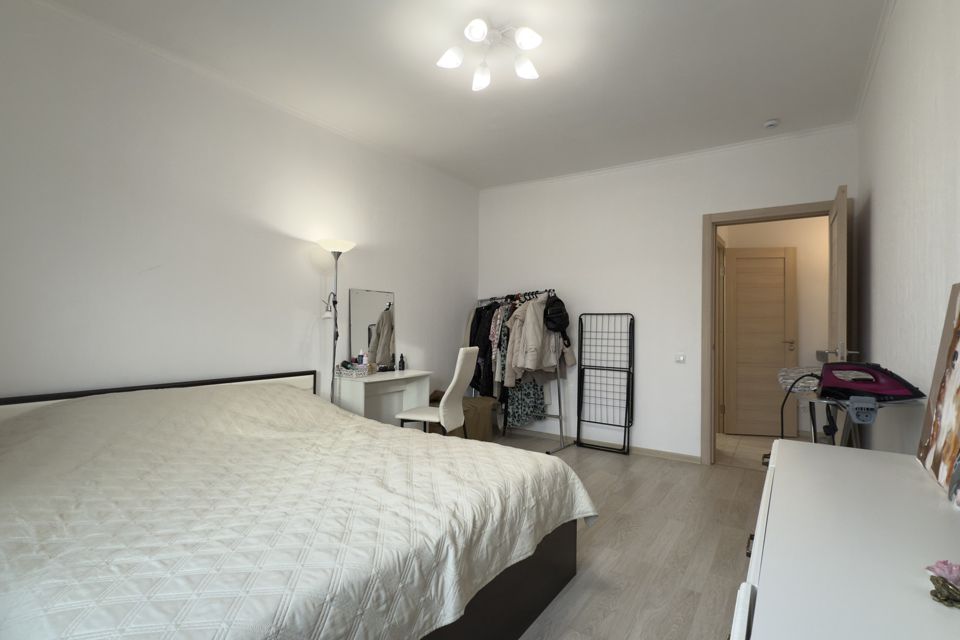 Продаётся 2-комнатная квартира, 57 м²