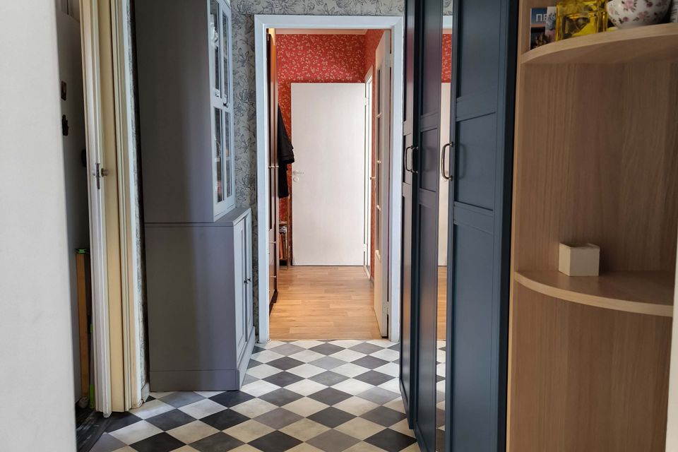 Продаётся 3-комнатная квартира, 64 м²