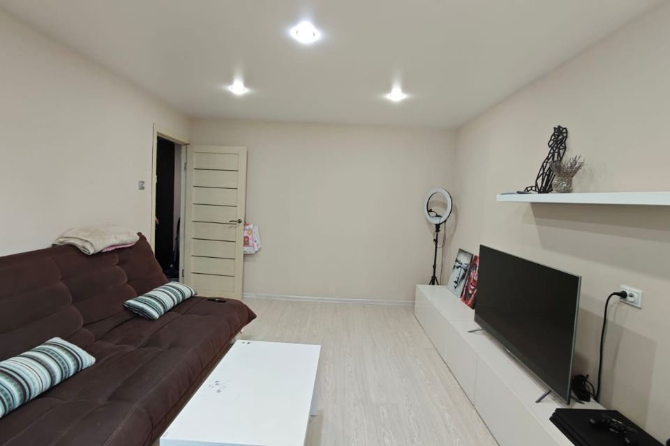Продаётся 3-комнатная квартира, 58.4 м²