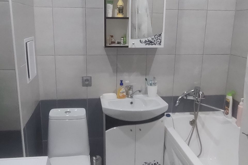 Продаётся 1-комнатная квартира, 32 м²