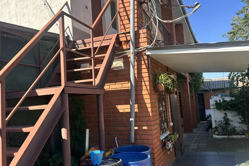 Продаётся 2-этажный дом, 179.3 м²