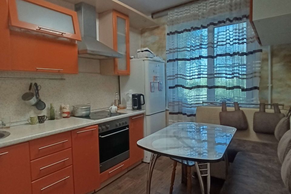 Сдаётся 3-комнатная квартира, 65 м²