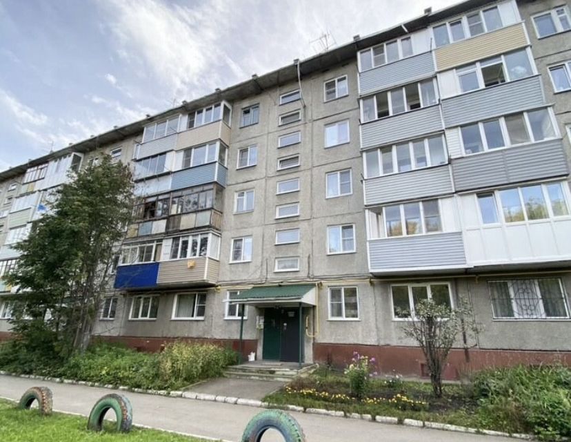 Продаётся 3-комнатная квартира, 61 м²