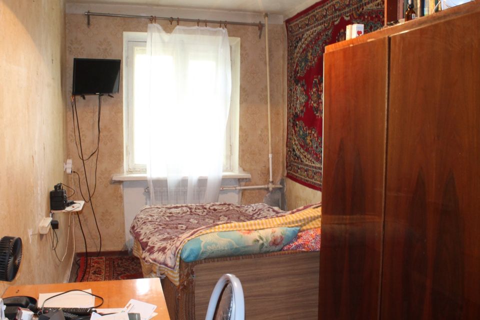 Продаётся 3-комнатная квартира, 56.2 м²
