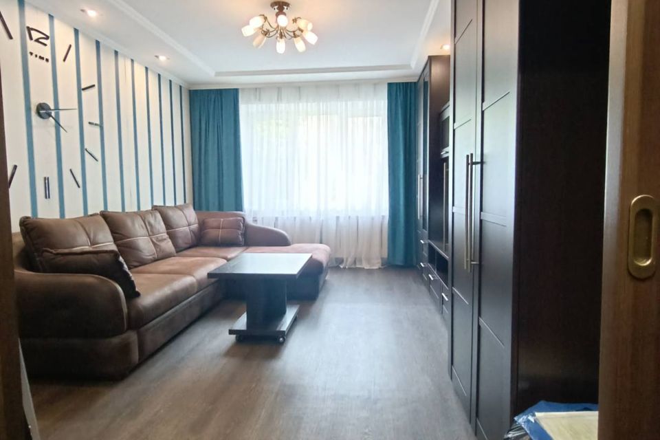 Продаётся 3-комнатная квартира, 64.2 м²