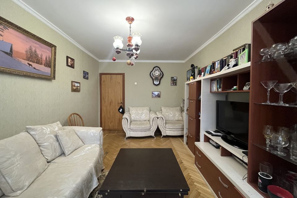 Продаётся 3-комнатная квартира, 59.7 м²