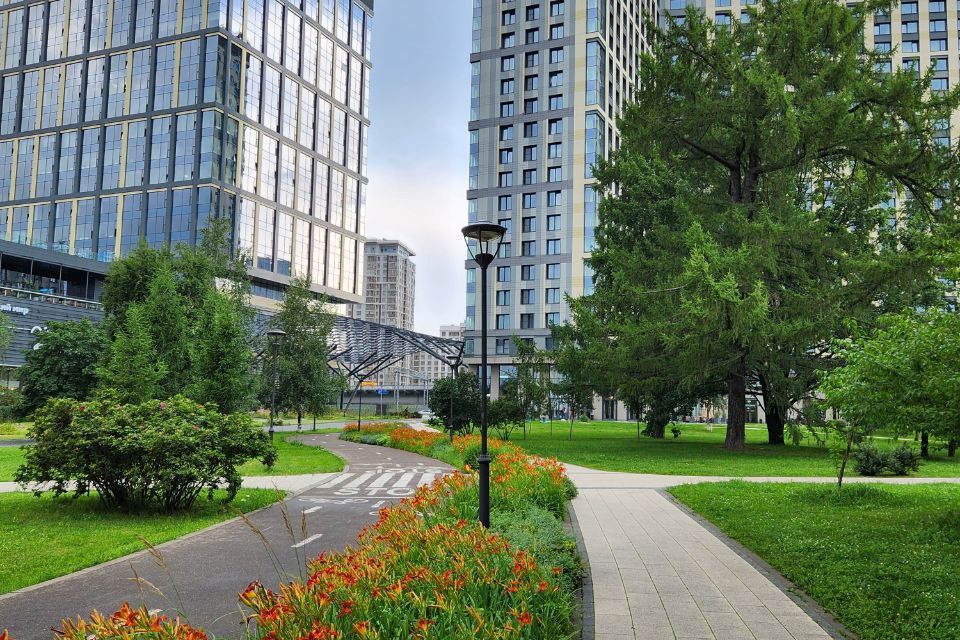Продаётся 1-комнатная квартира, 41.8 м²