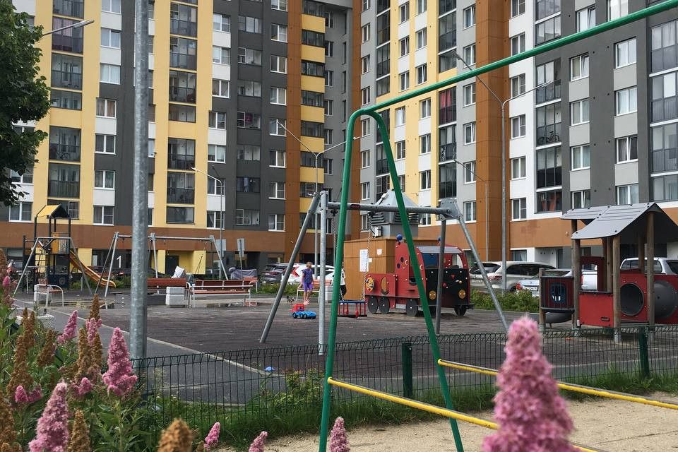 Продаётся 2-комнатная квартира, 56.5 м²