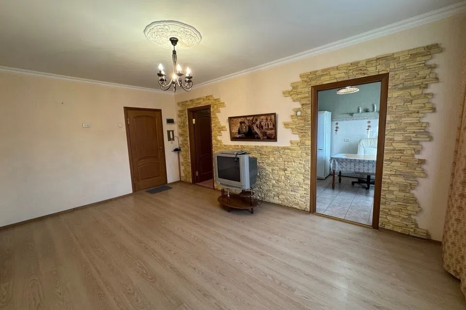 Продаётся 2-комнатная квартира, 54 м²