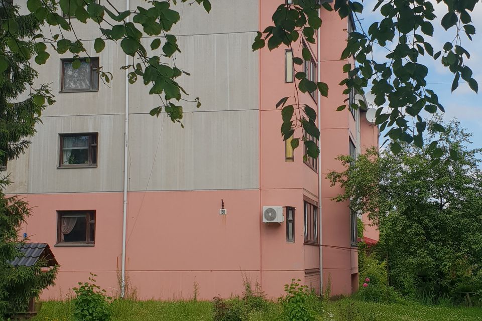 Продаётся 1-комнатная квартира, 43.5 м²