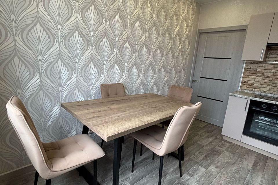 Продаётся 1-комнатная квартира, 39.3 м²