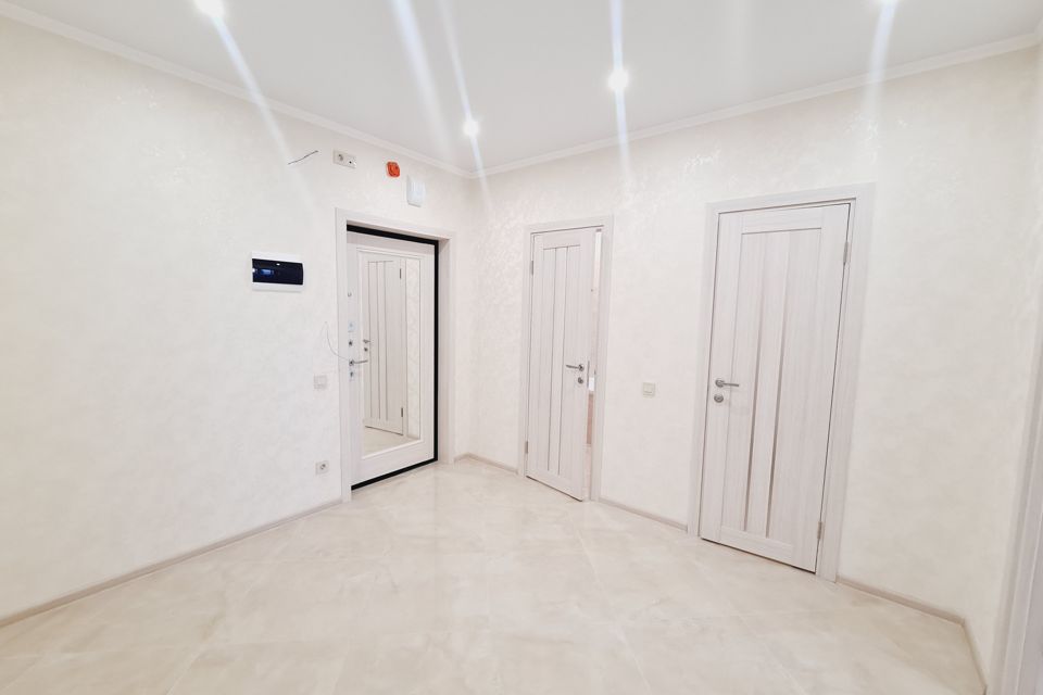 Продаётся 3-комнатная квартира, 77.6 м²