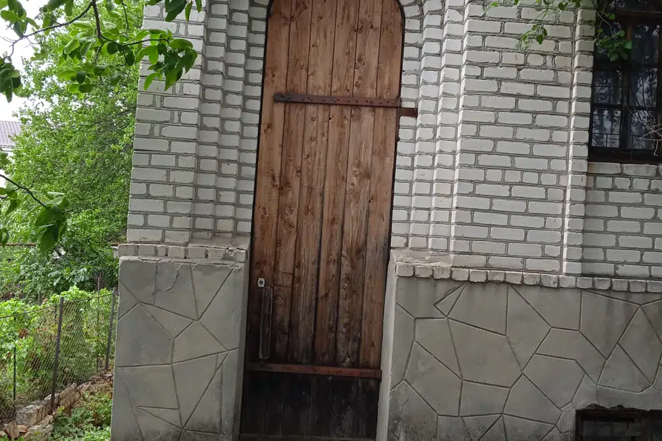 Продаётся 3-этажный дом, 592 м²