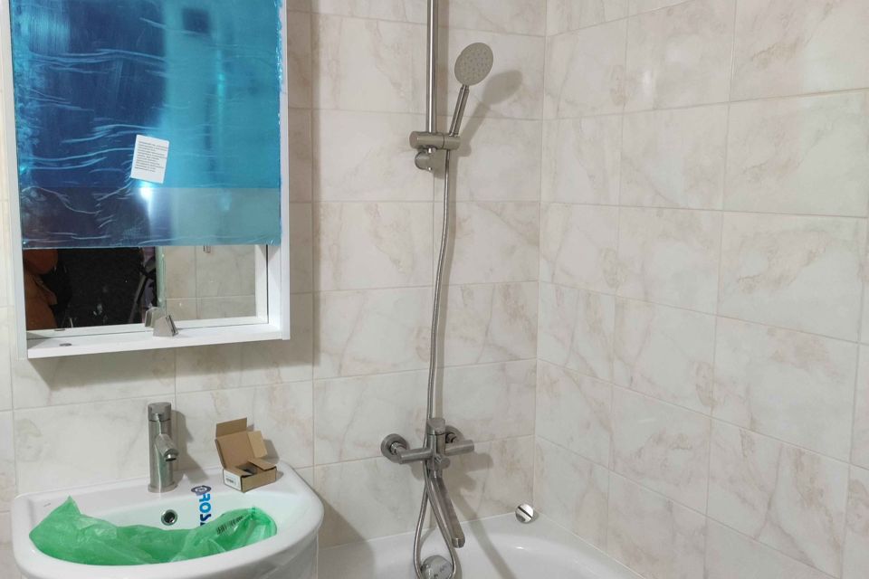 Продаётся 3-комнатная квартира, 60 м²