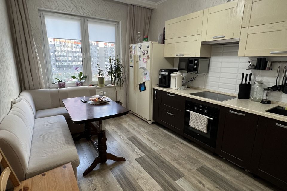 Продаётся 2-комнатная квартира, 64.9 м²