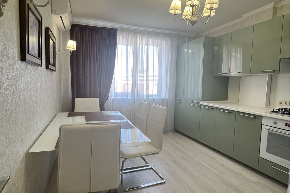 Продаётся 2-комнатная квартира, 60.5 м²