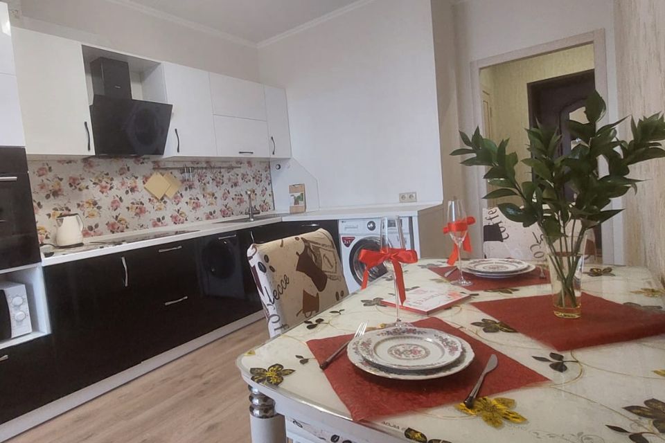 Продаётся 2-комнатная квартира, 61.6 м²