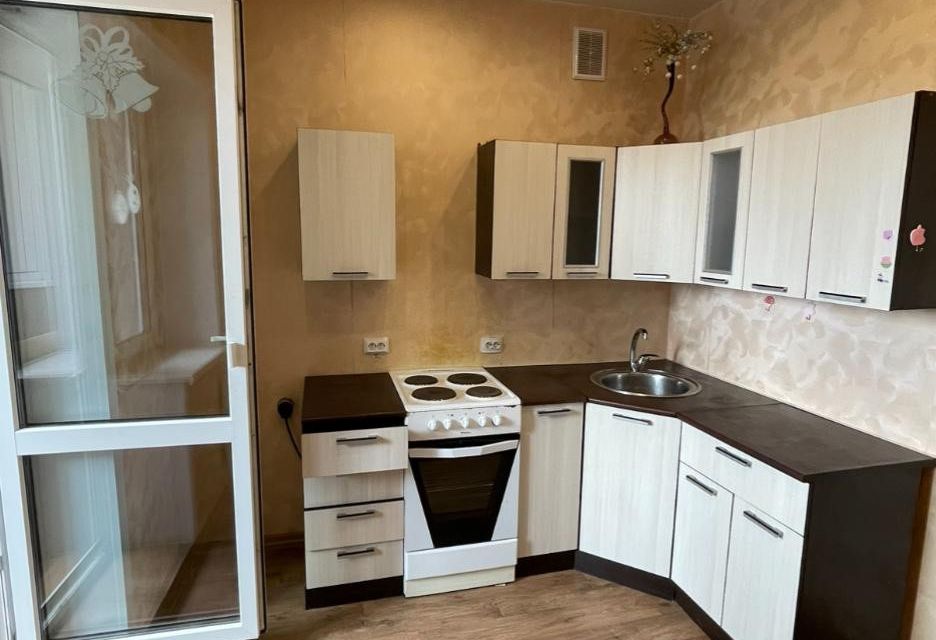 Продаётся 1-комнатная квартира, 38 м²