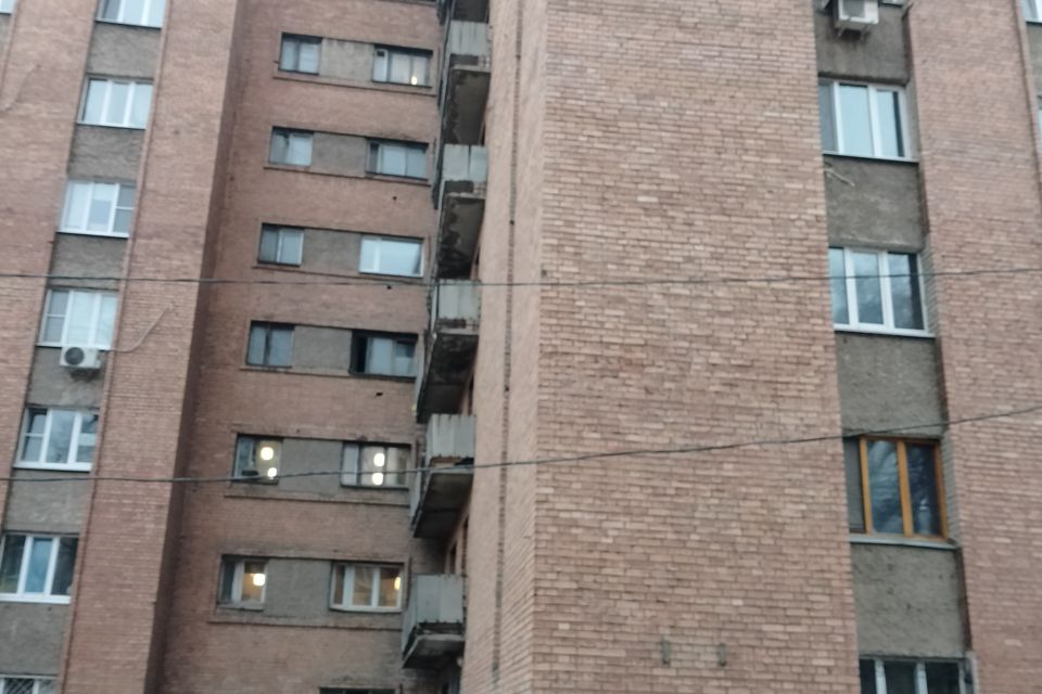 Продаётся комната в 2-комн. квартире, 16.1 м²