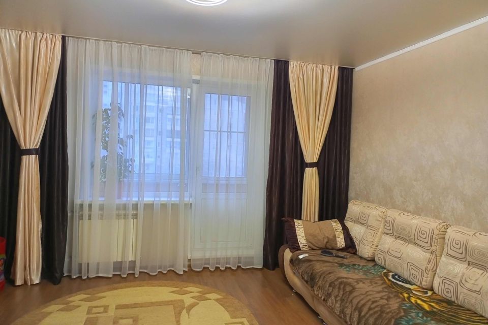 Продаётся 3-комнатная квартира, 65.2 м²