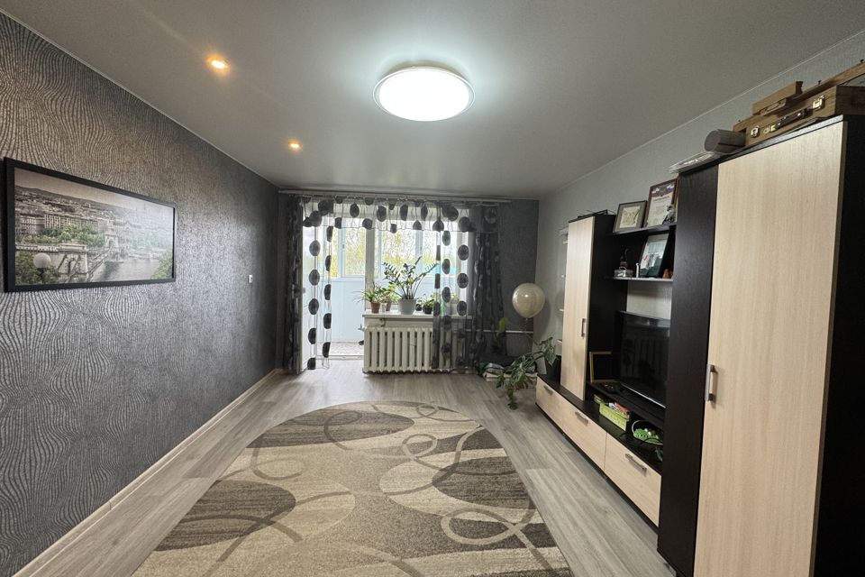 Продаётся 3-комнатная квартира, 61 м²