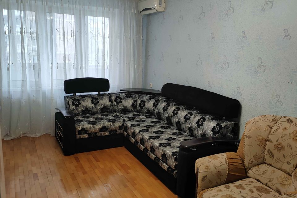 Сдаётся 1-комнатная квартира, 39 м²