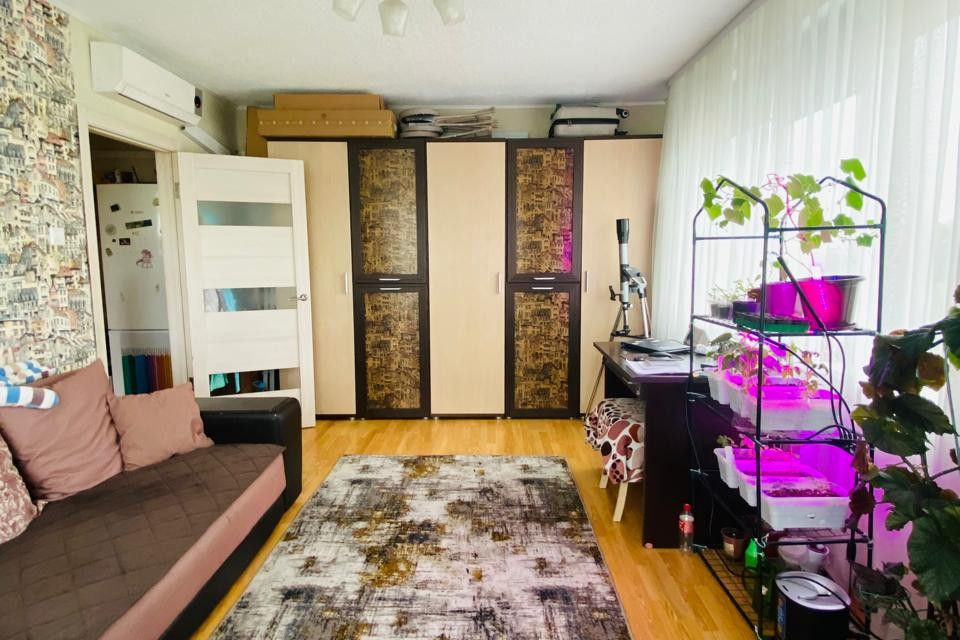 Продаётся 2-комнатная квартира, 51.5 м²