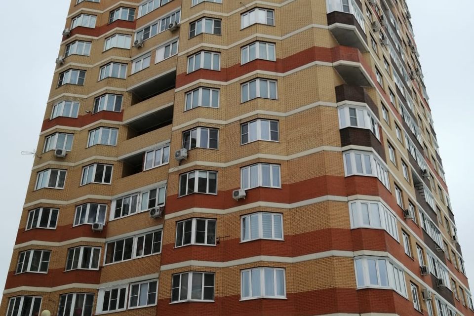 Продаётся 2-комнатная квартира, 61.3 м²