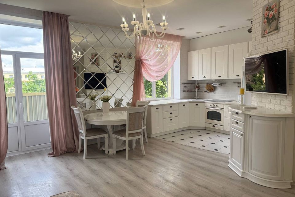 Продаётся 2-комнатная квартира, 57 м²
