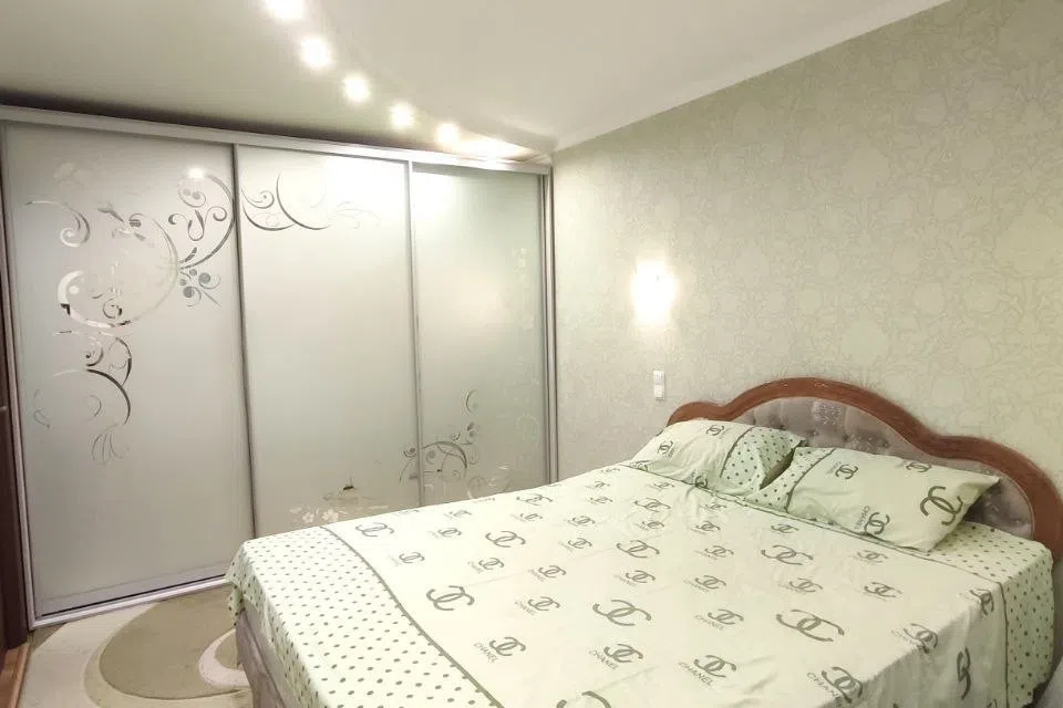 Продаётся 2-комнатная квартира, 48.8 м²