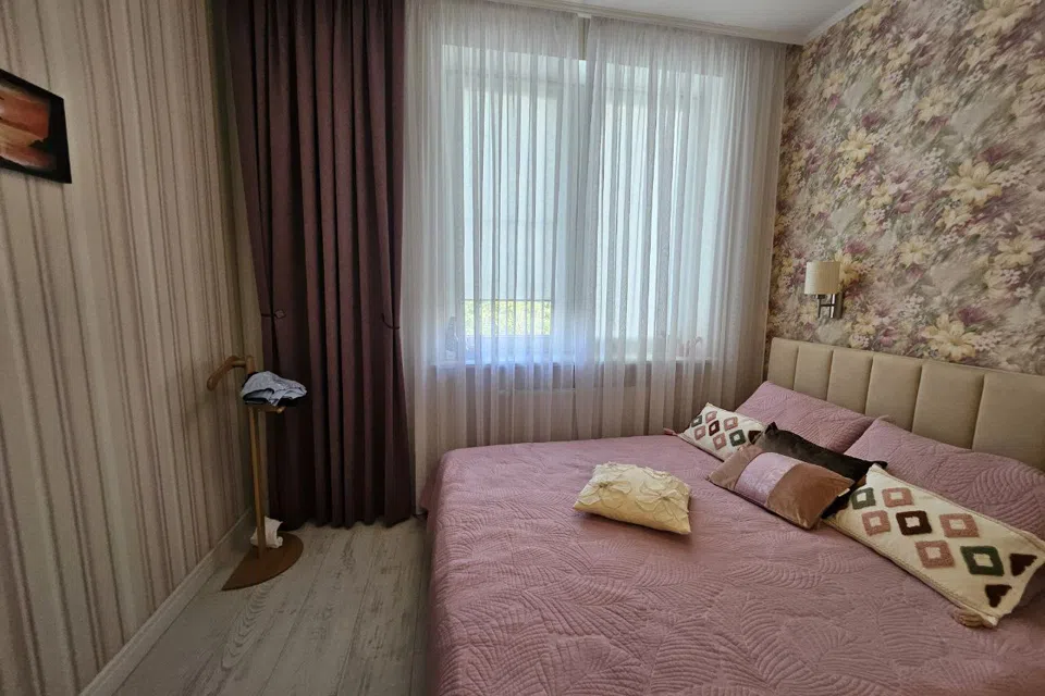 Продаётся 1-комнатная квартира, 52 м²
