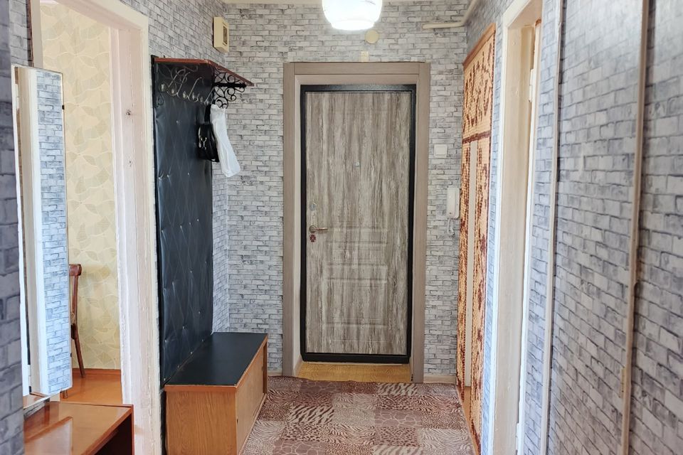 Продаётся 4-комнатная квартира, 74.4 м²