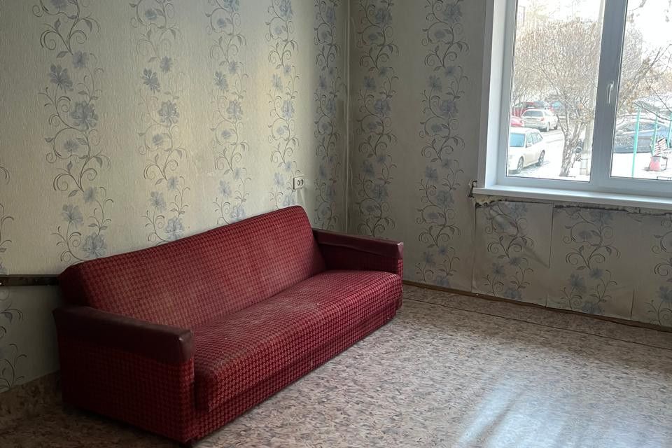 Продаётся 4-комнатная квартира, 82.9 м²