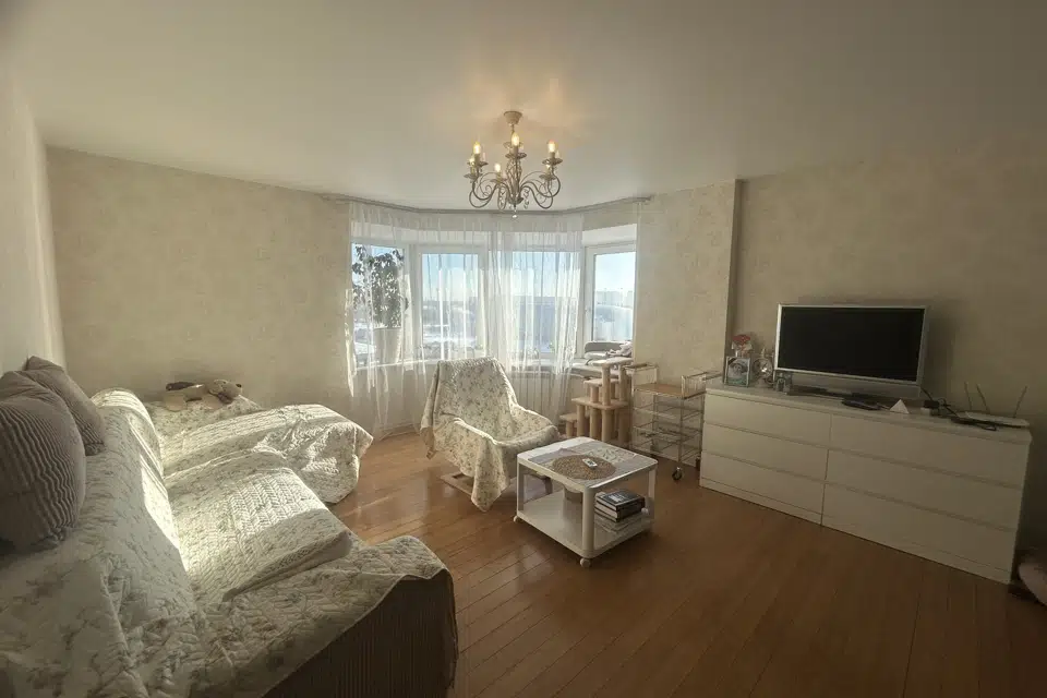 Продаётся 2-комнатная квартира, 57.7 м²