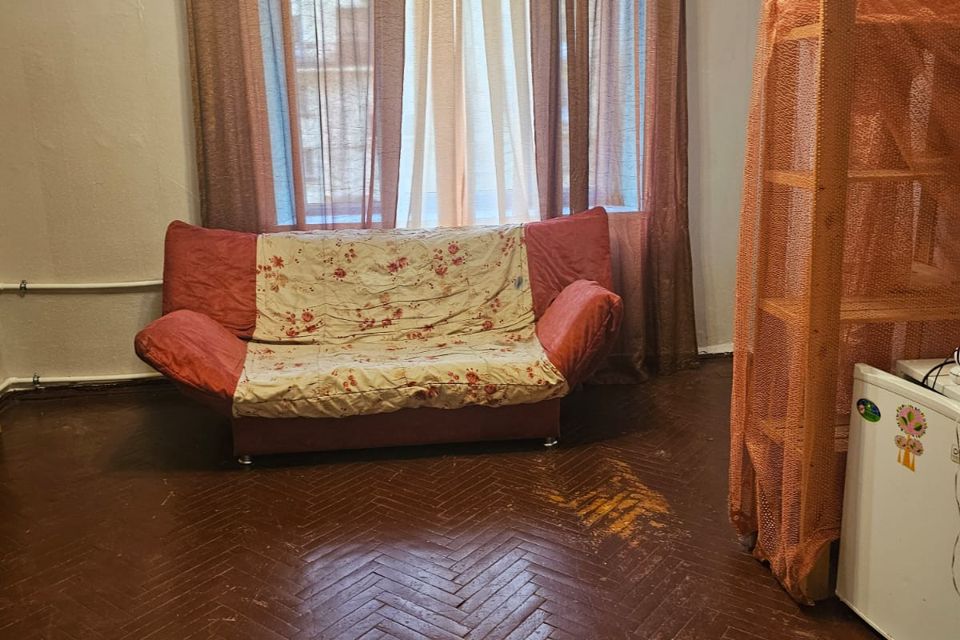 Продаётся комната в 5-комн. квартире, 16.3 м²