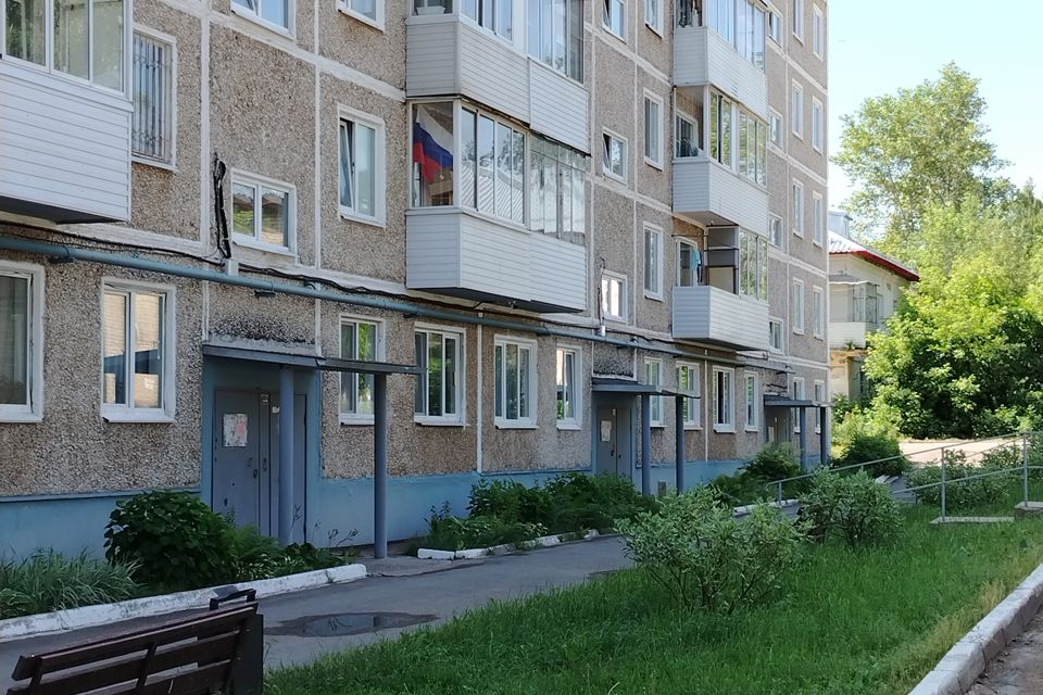 Продаётся 3-комнатная квартира, 60 м²