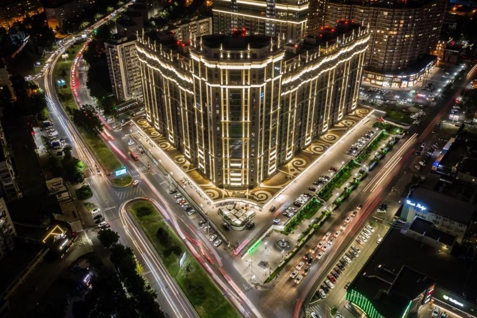 Продаётся 3-комнатная квартира, 125 м²