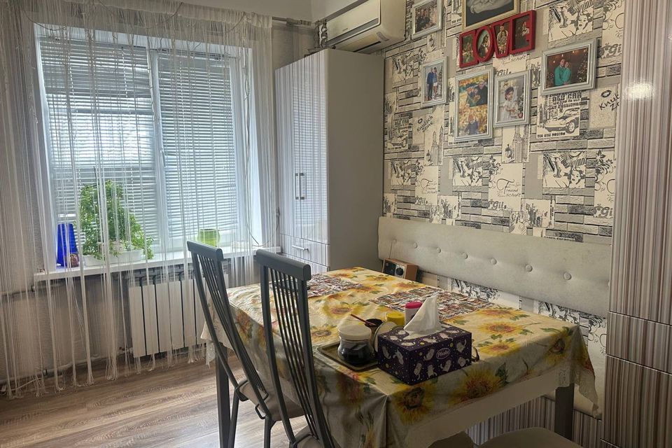 Продаётся 3-комнатная квартира, 57 м²