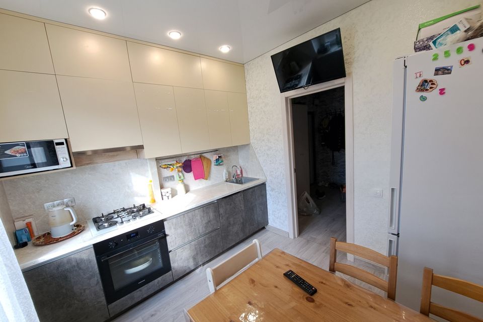 Продаётся 2-комнатная квартира, 55 м²